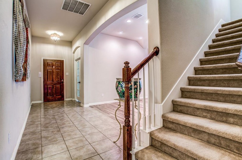 10516 Sedalia Dr, Mckinney TX  75070-2940 exterior