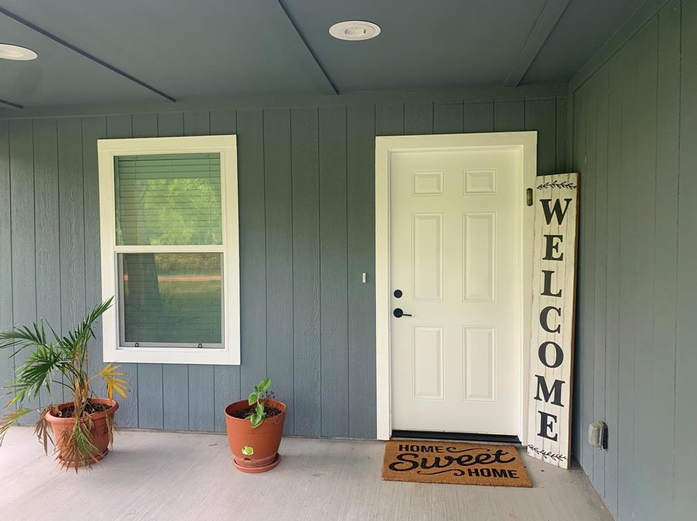 202 W Elm St, Whitewright, TX 75491