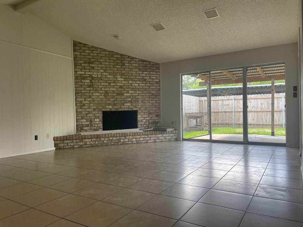 304 Towne House Ln, Richardson, TX 75081