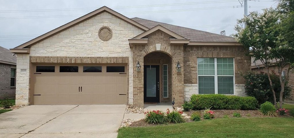 6237 Stone Lake Dr, Fort Worth, TX 76179