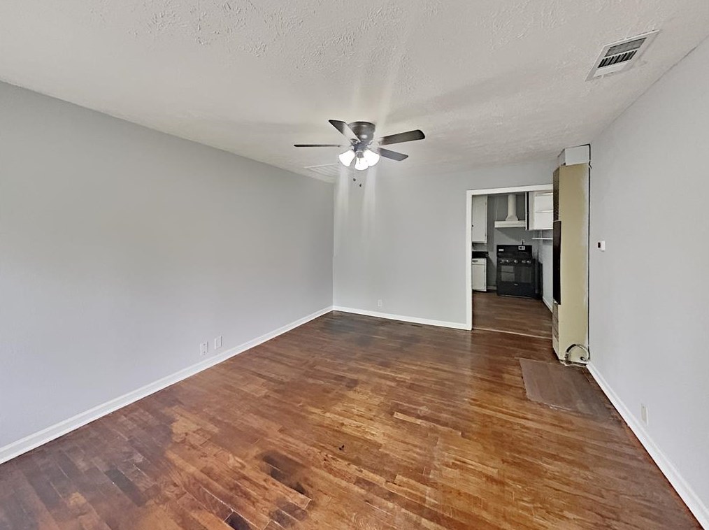 2017 S Walnut St, Sherman, TX 75090