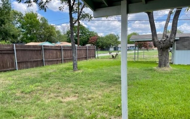 802 Leyenda Dr, Mesquite TX  75149-5153 exterior