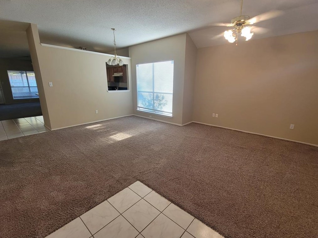 908 Crestwood Dr, Cedar Hill, TX 75104