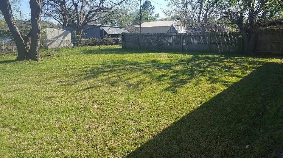 812 Quinette Dr, Seagoville, TX 75159