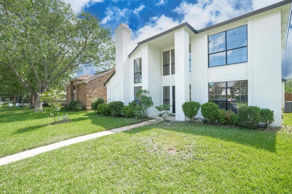 408 Longshadow Ln, Mesquite TX 75149-5998 exterior