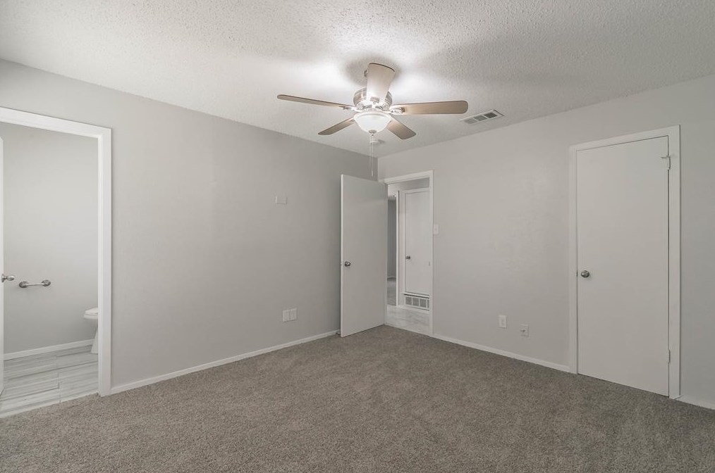 1105 Rutherford Dr, Mesquite TX 75149-6129 exterior