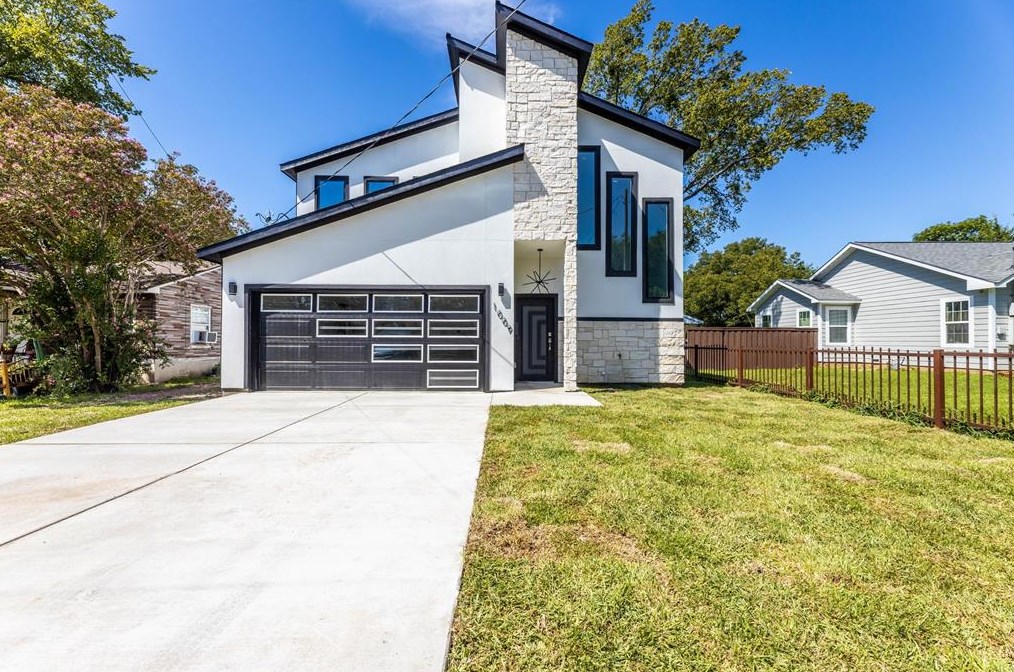 1009 Rose Garden Ave, Dallas, TX 75217-4318