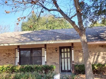 817 Milan, Italy, TX 76651