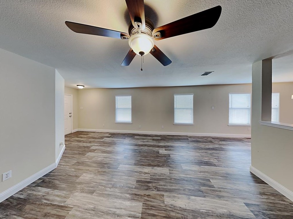 16901 Fenwick Ct, Justin, TX 76247