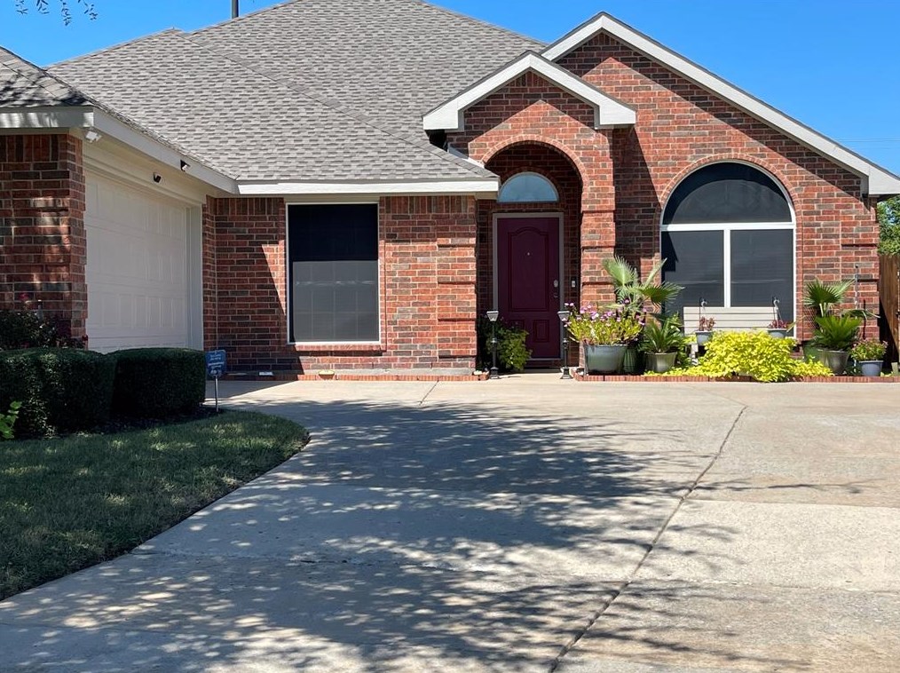 3809 Knight Dr, Rowlett, TX 75089-2897