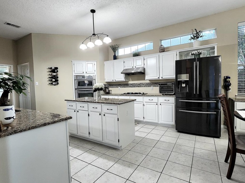 7510 Sand Pne Dr, Rowlett TX 75089-2764 exterior