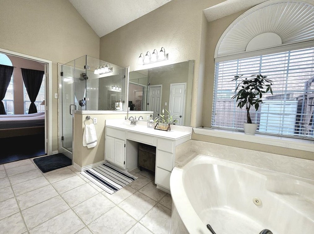 7510 Sand Pne Dr, Rowlett TX 75089-2764 exterior