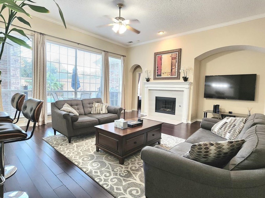 7510 Sand Pne Dr, Rowlett TX 75089-2764 exterior