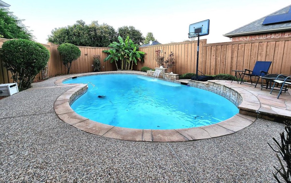 7510 Sand Pne Dr, Rowlett TX 75089-2764 exterior