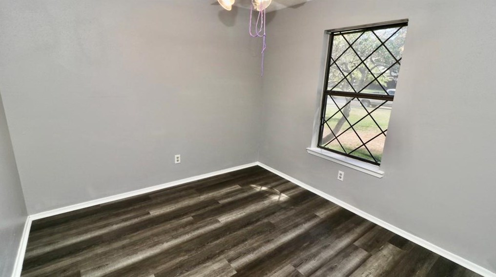 3932 Farrington St, Mesquite TX exterior