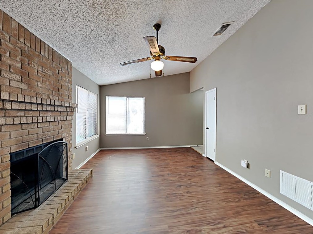 227 Wilderness Trl, Mesquite, TX 75149-1731