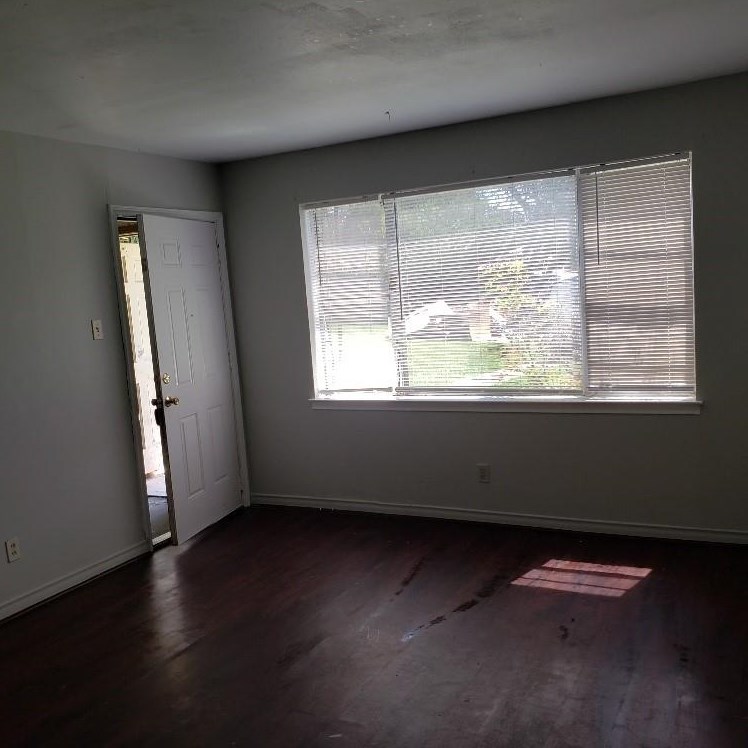 400 Oak Dr #2a, Kemp, TX 75143