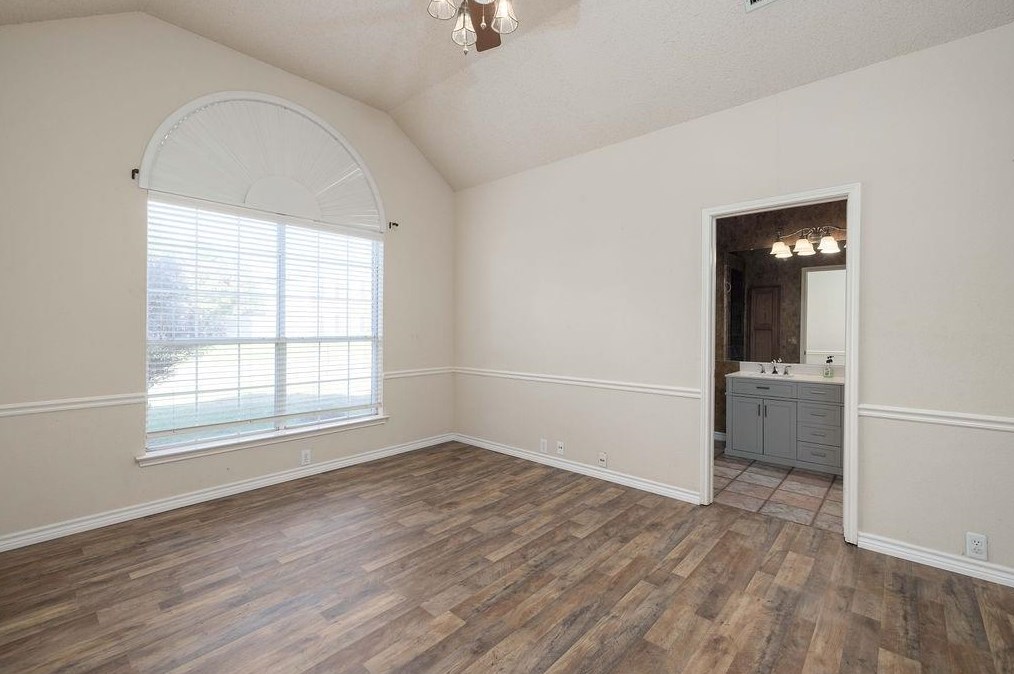 1209 Woodthorpe Dr, Mesquite TX 75181-3513 exterior