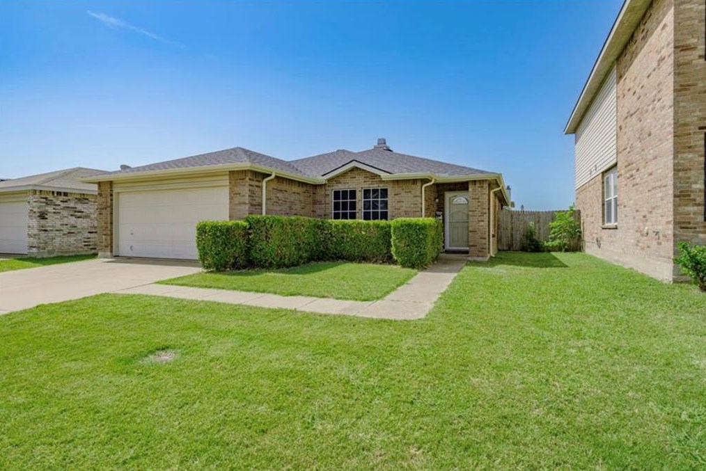 5333 Lava Rock Dr, Fort Worth, TX 76179