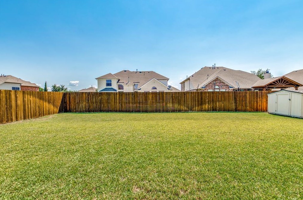 2736 Las Ventanas Trl, Fort Worth TX  76131-2807 exterior