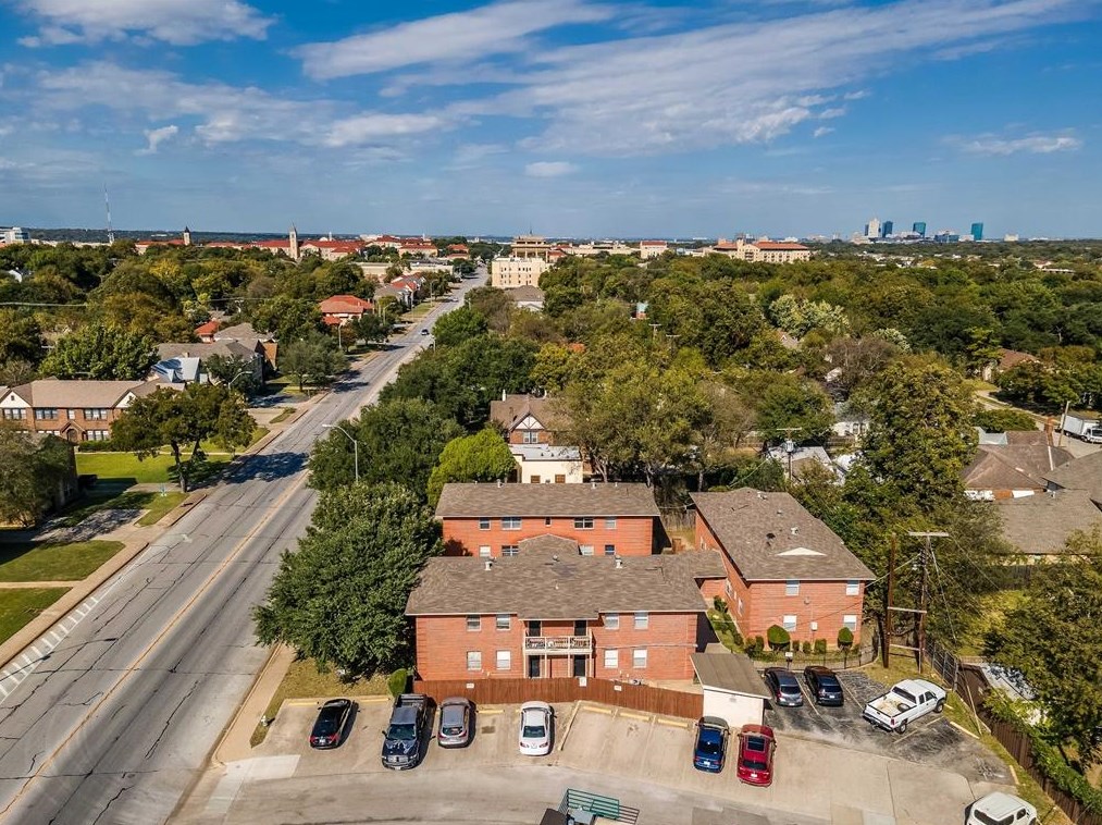 3417 S University Dr Apt C, Fort Worth, TX