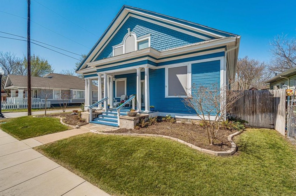 1424 S Lake St, Fort Worth, TX 76102