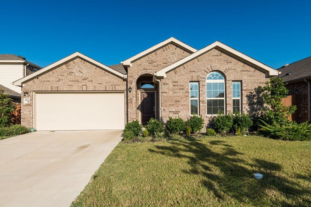 2021 Windsong Dr, Forney, TX 75126-8335