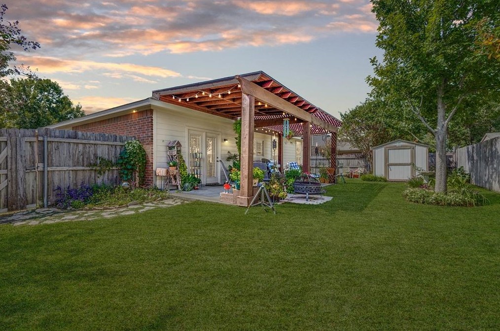 5769 Fountain Flat Dr, Keller, TX 76244-5673