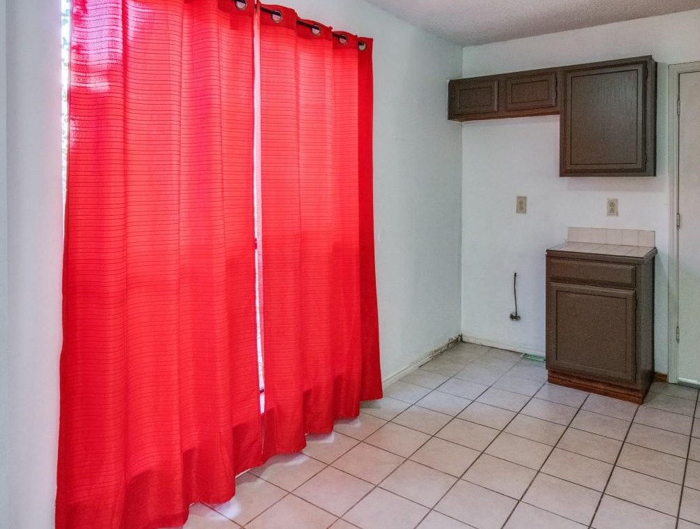 920 Old Barn Ln, Mesquite TX 75149-6868 exterior