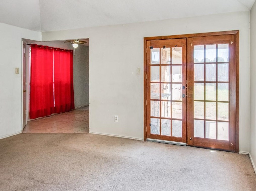 920 Old Barn Ln, Mesquite TX 75149-6868 exterior