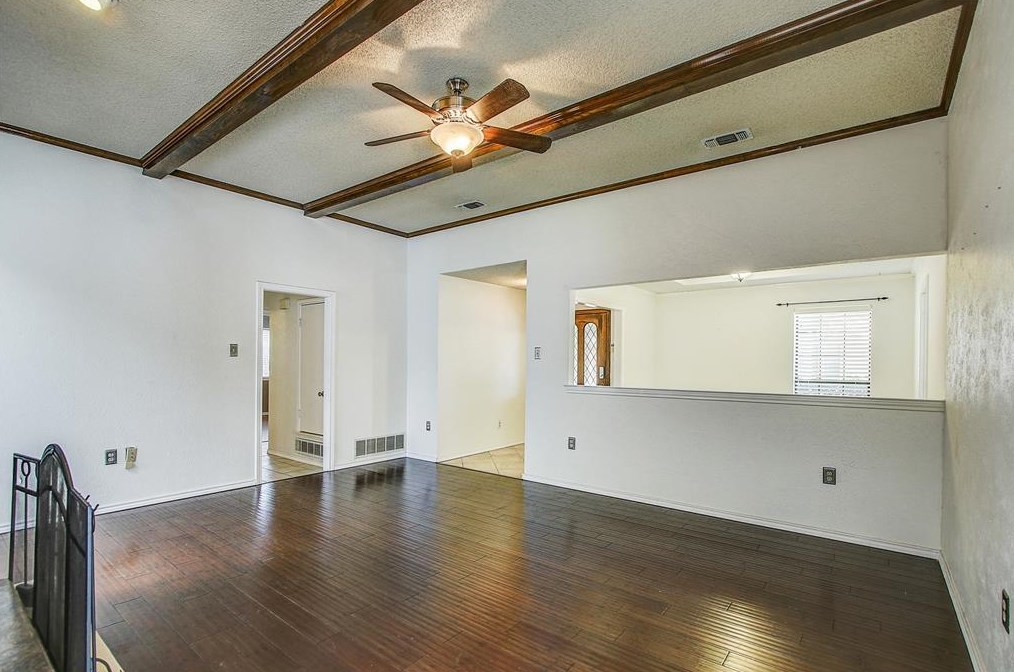 416 Cooper Ln, Coppell TX  75019-3912 exterior