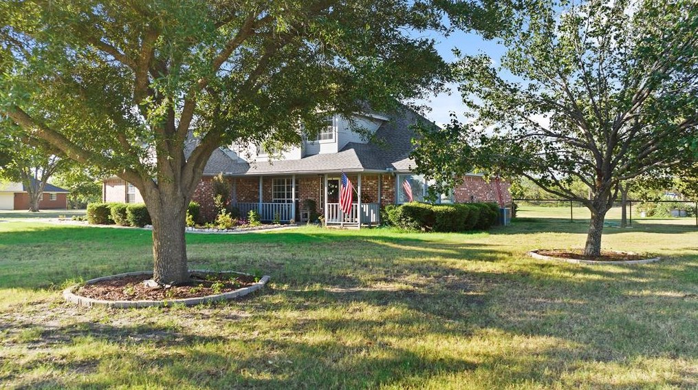 4919 Pebble Creek Dr, Aubrey, TX 76227