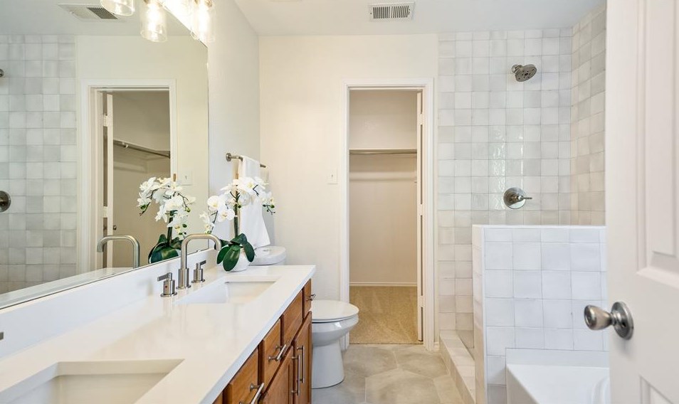 10232 Coolidge Dr, Mckinney TX 75070-3227 exterior