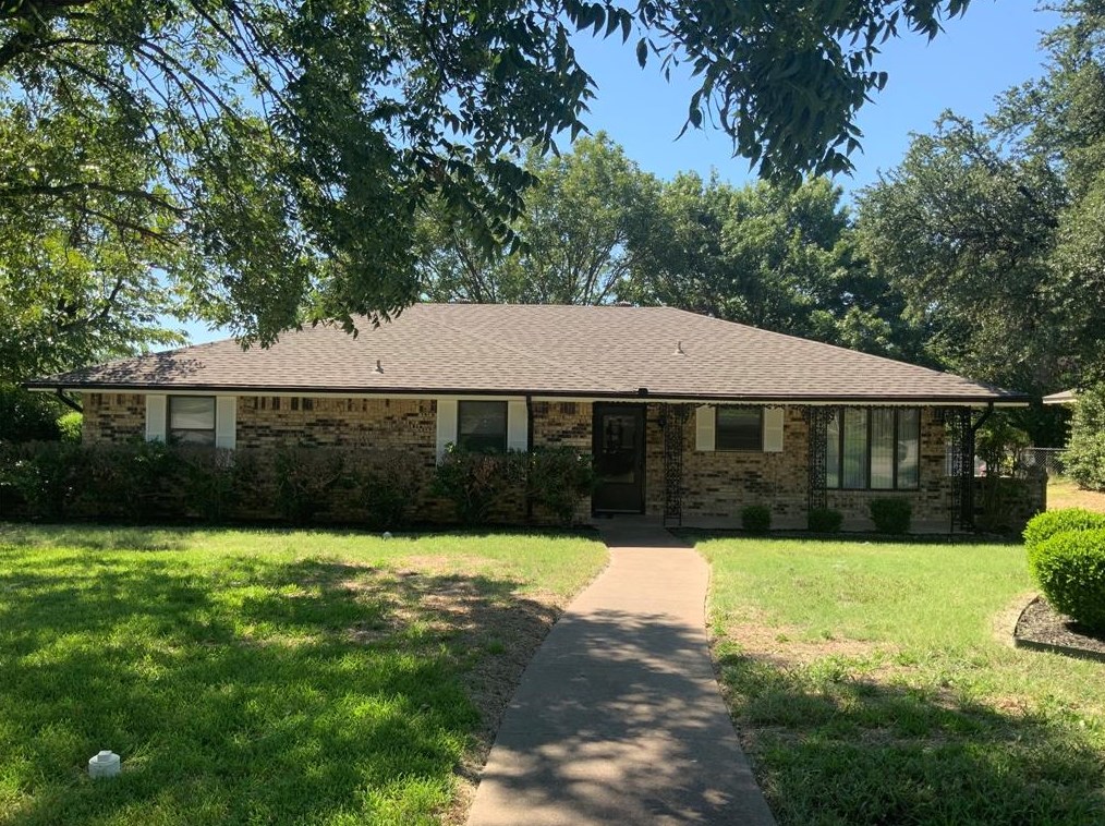 1223 Honor Cir, Desoto, TX 75115-3212