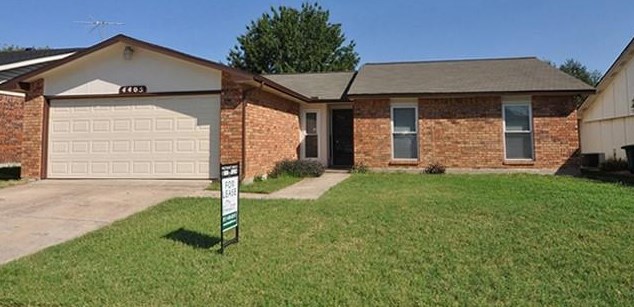 4405 Campion Ln, Fort Worth, TX 76137
