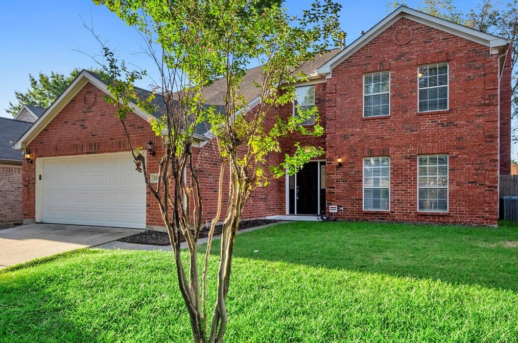 5512 Rocky Mountain Rd, Fort Worth, TX 76137
