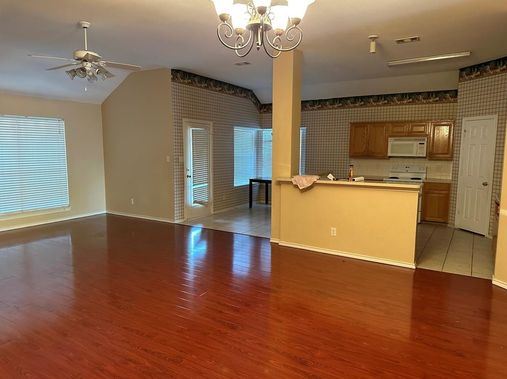 2020 Kenny Ct, Lewisville, TX 75067
