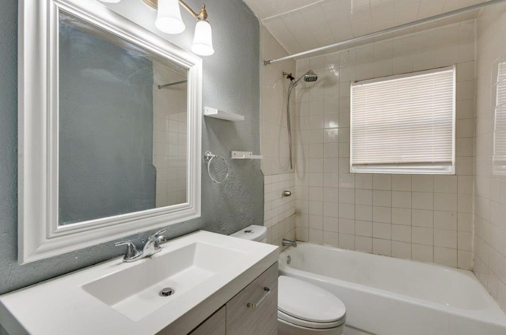 4226 Sherwood Dr, Mesquite TX 75150-1651 exterior