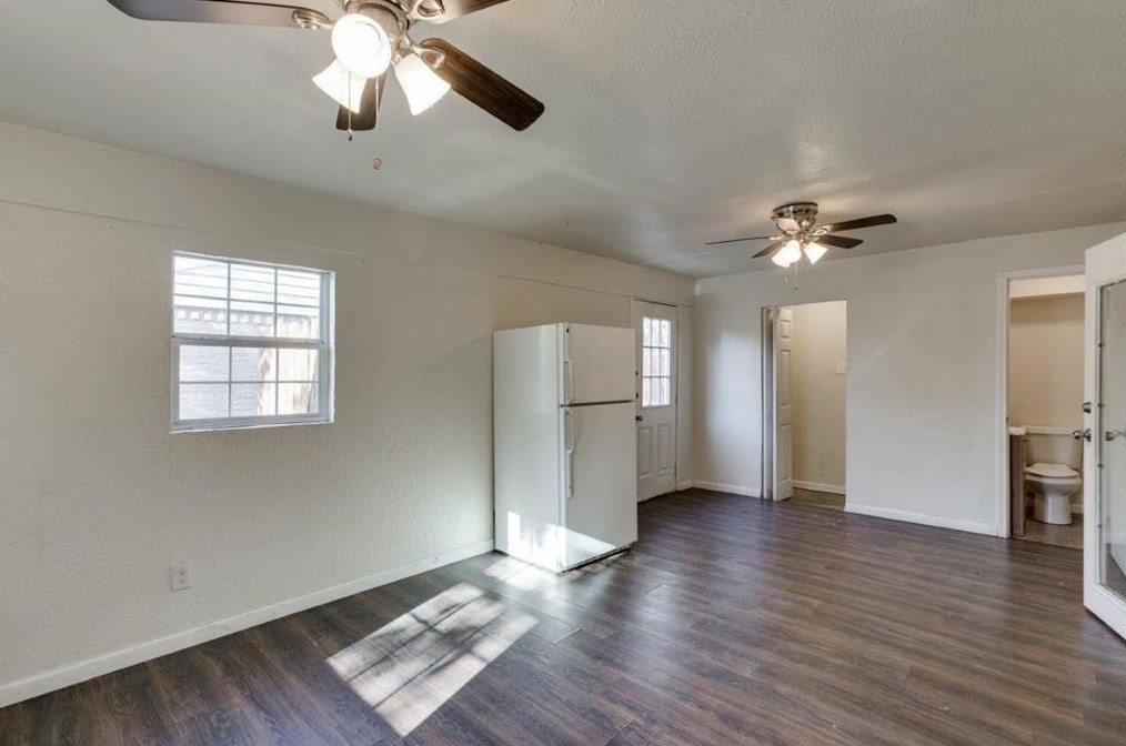 4226 Sherwood Dr, Mesquite TX 75150-1651 exterior