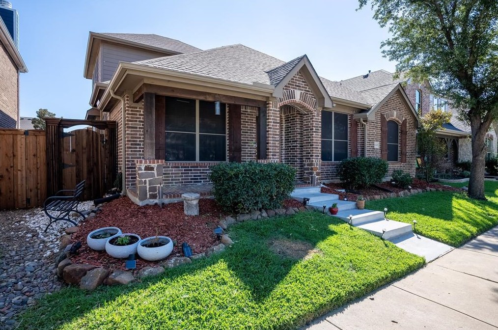 5625 Hampshire Dr, Mckinney, TX 75070-8863
