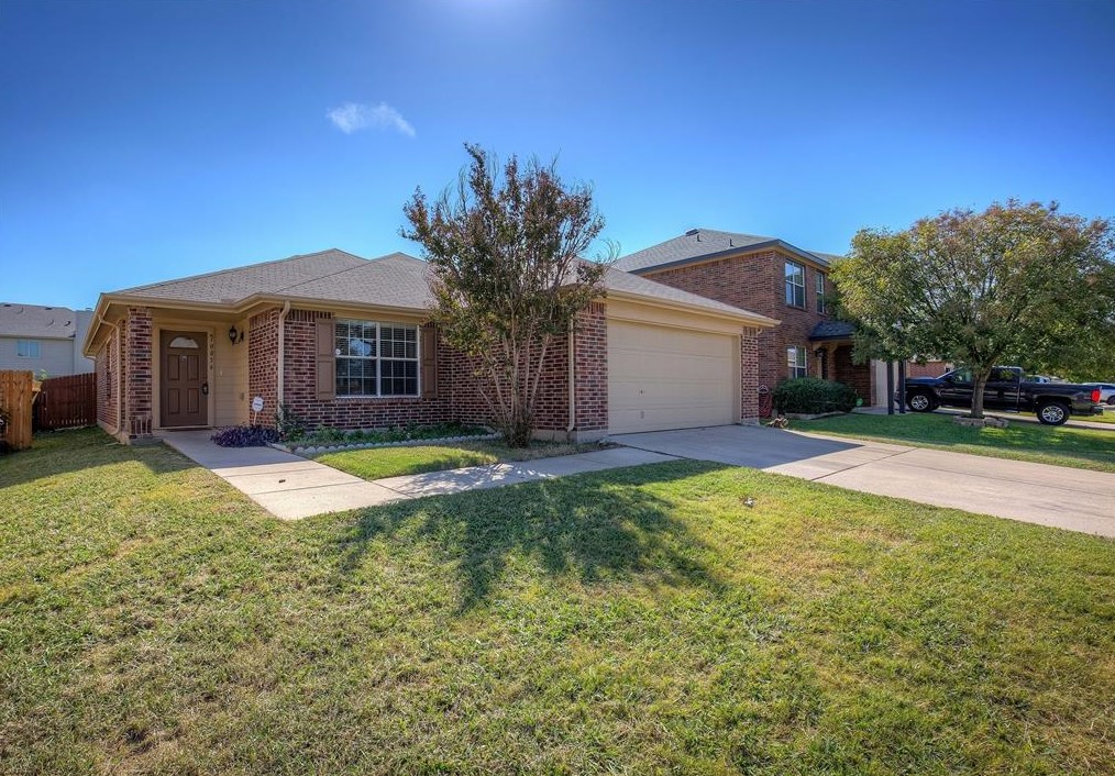10856 Devontree Dr, Haslet, TX 76052