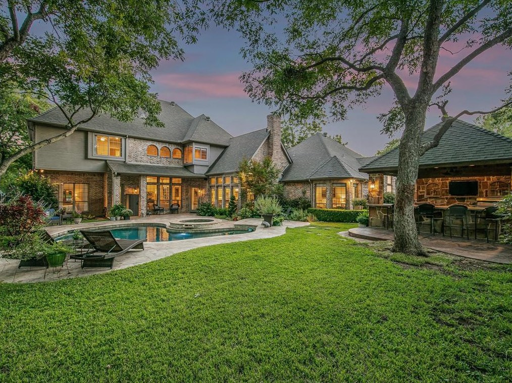 1400 Vino Blanc Ct, Grapevine, TX 76092-8862