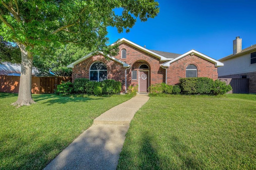 2515 Decoy Dr, Mesquite, TX 75181-4626