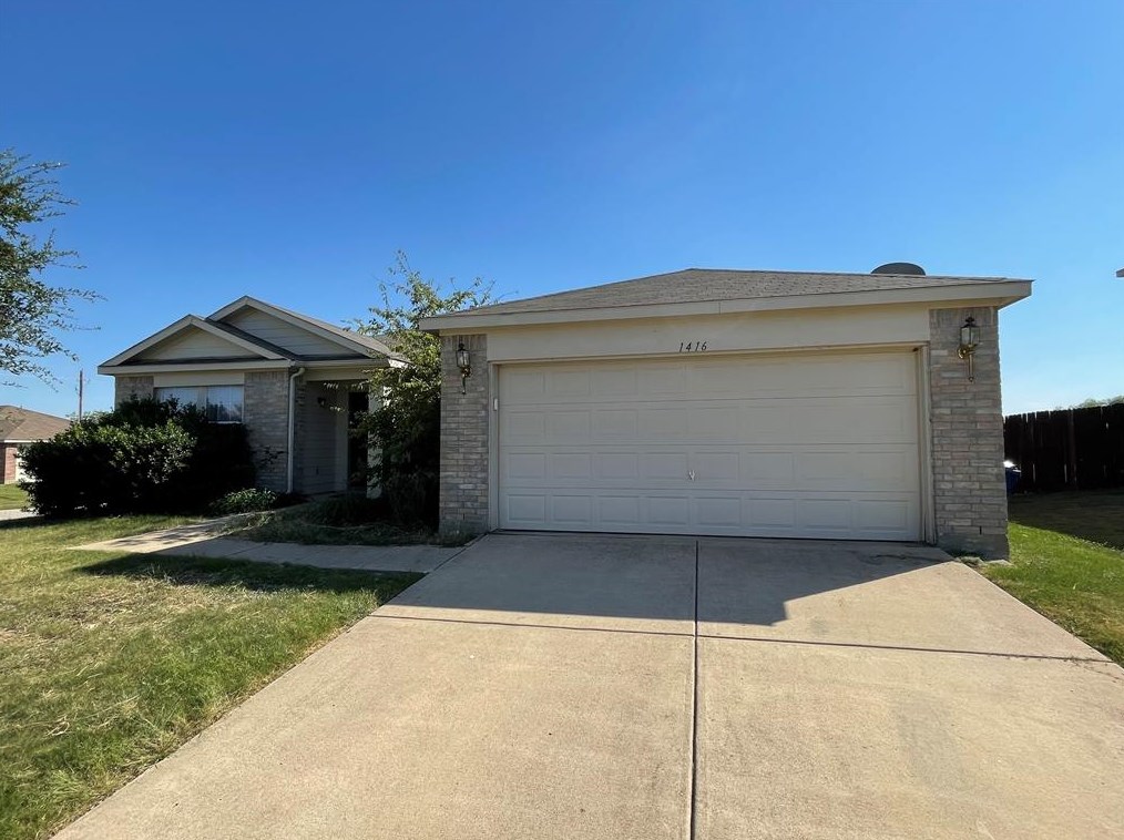 1416 Eagles Nest Trl, Krum, TX 76249