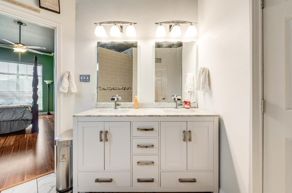 3408 Fallbrook Dr, Mesquite TX 75182-4018 exterior