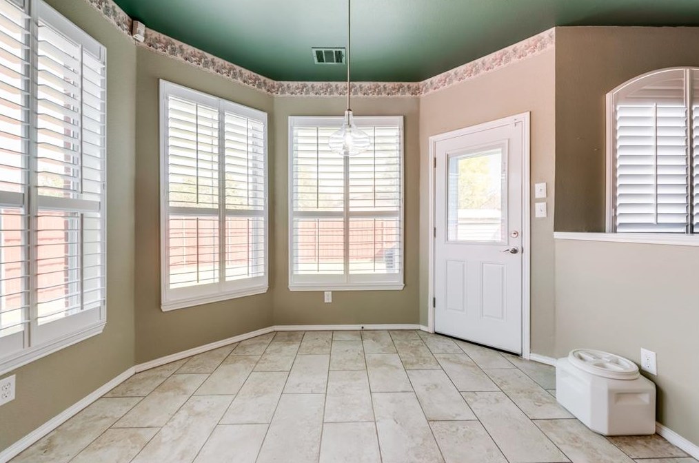 3408 Fallbrook Dr, Mesquite TX 75182-4018 exterior