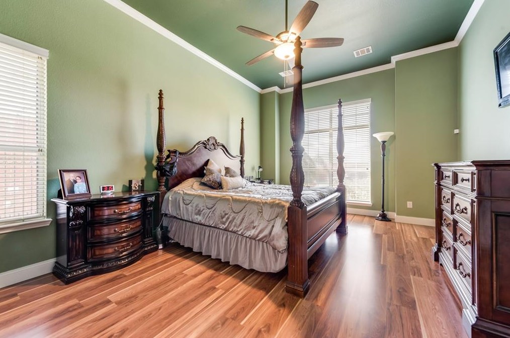 3408 Fallbrook Dr, Mesquite TX 75182-4018 exterior