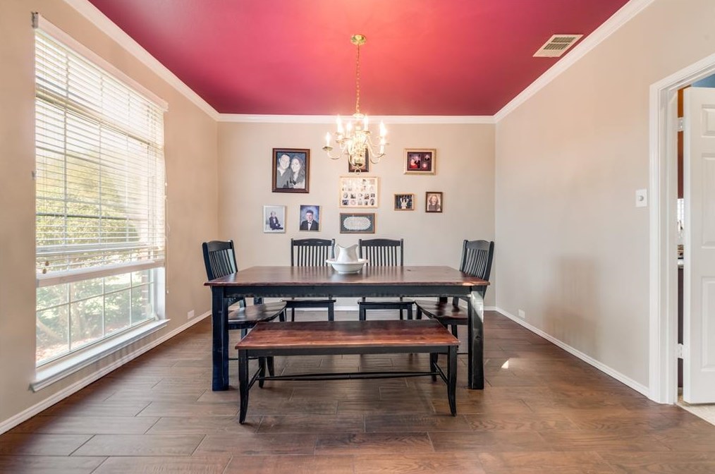 3408 Fallbrook Dr, Mesquite TX 75182-4018 exterior