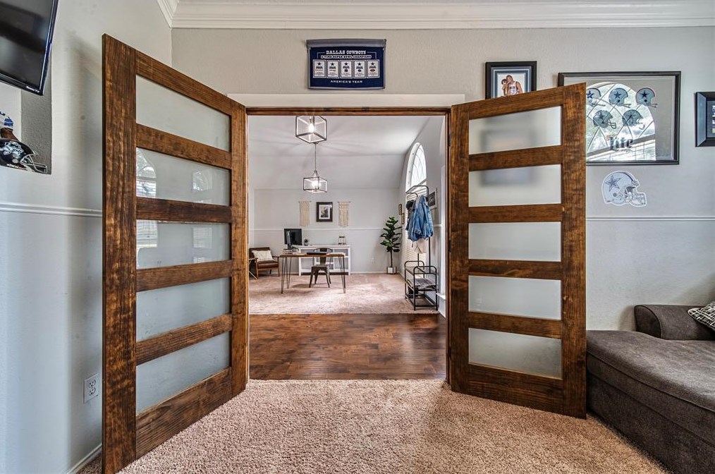 2300 Austin Dr, Mesquite TX 75181-1737 exterior