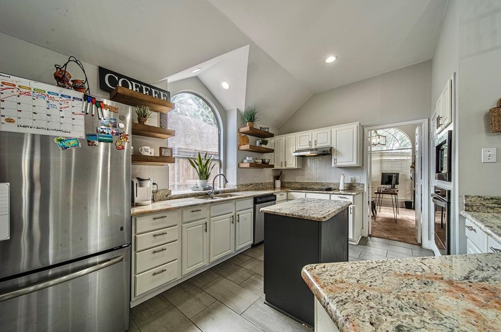 2300 Austin Dr, Mesquite TX 75181-1737 exterior